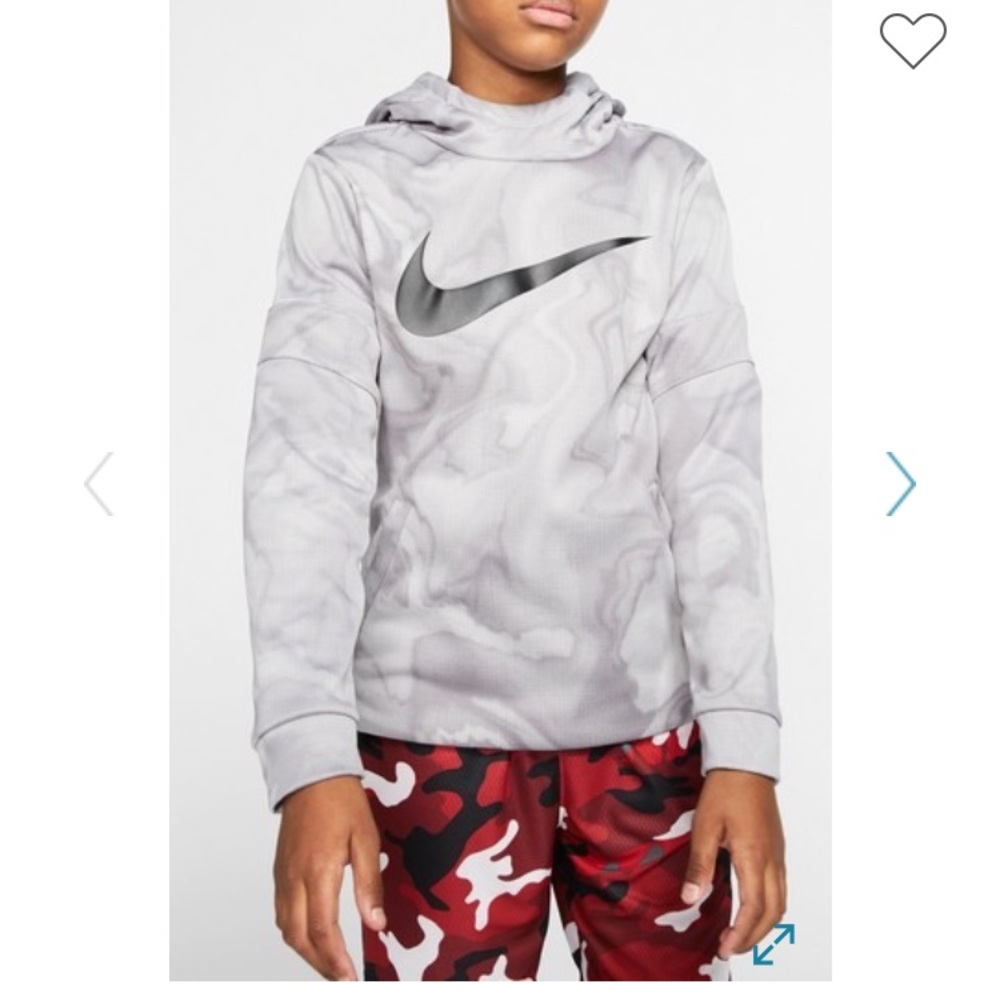 Boys Nike therma hoodie XL